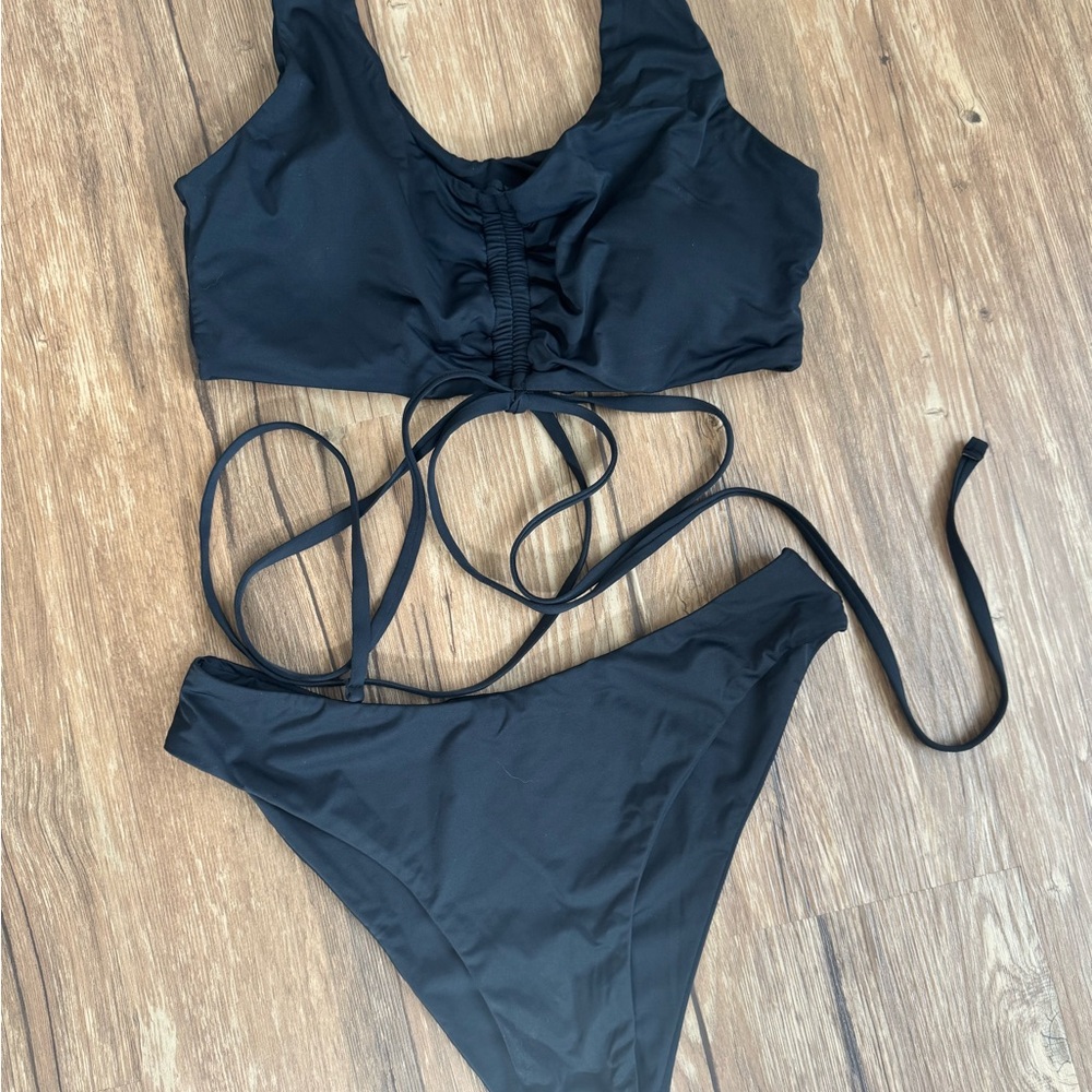 Black Women's Swimwear Set - Picture 3 of 7
